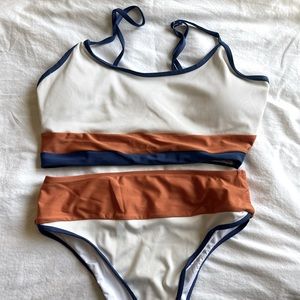 High waisted bikini